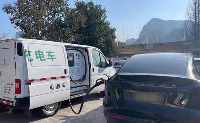 洪梅镇汽车搭电