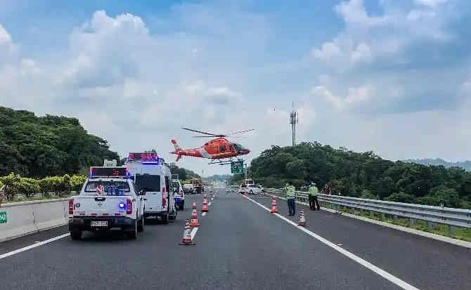 洪梅镇高速公路汽车救援案例